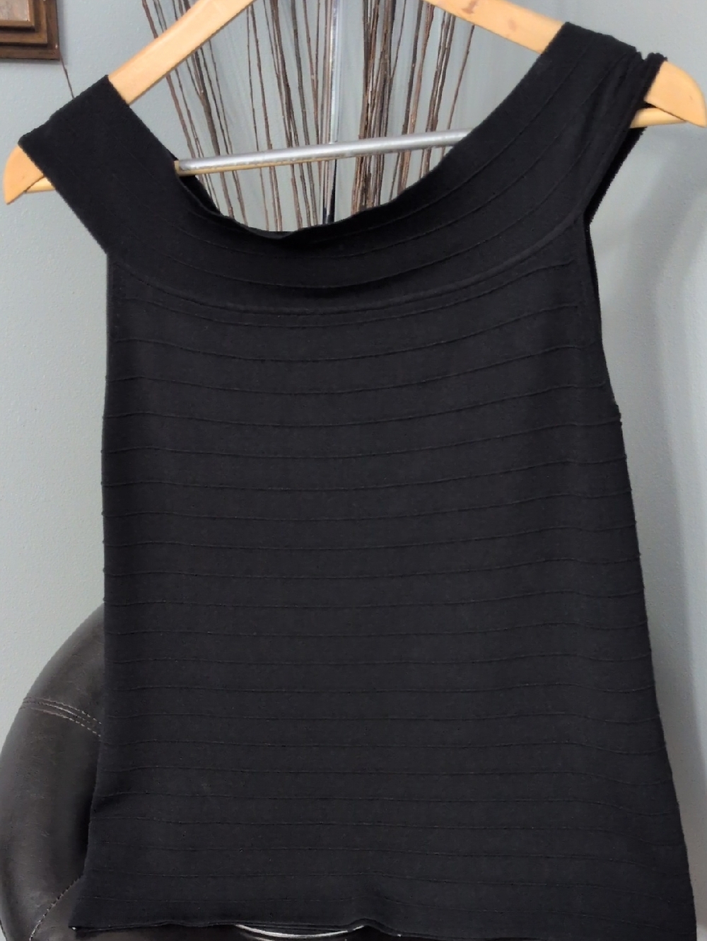 Cable & Gauge Black Ribbed Tank Top